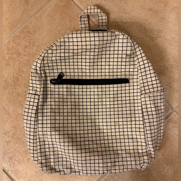Baggu Zip Backpack in Natural Grid - Picture 1 of 7